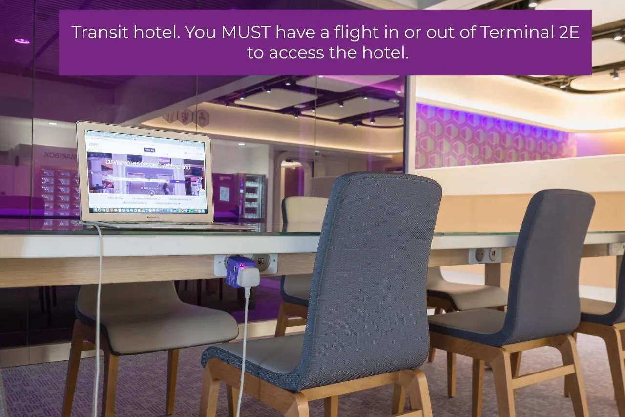 Yotelair Paris Cdg - Transit Hotel - Terminal 2E Roissy-en-France 3*,