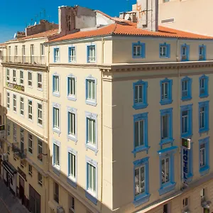 https://carre-vieux-port.fr-provencehotel.com